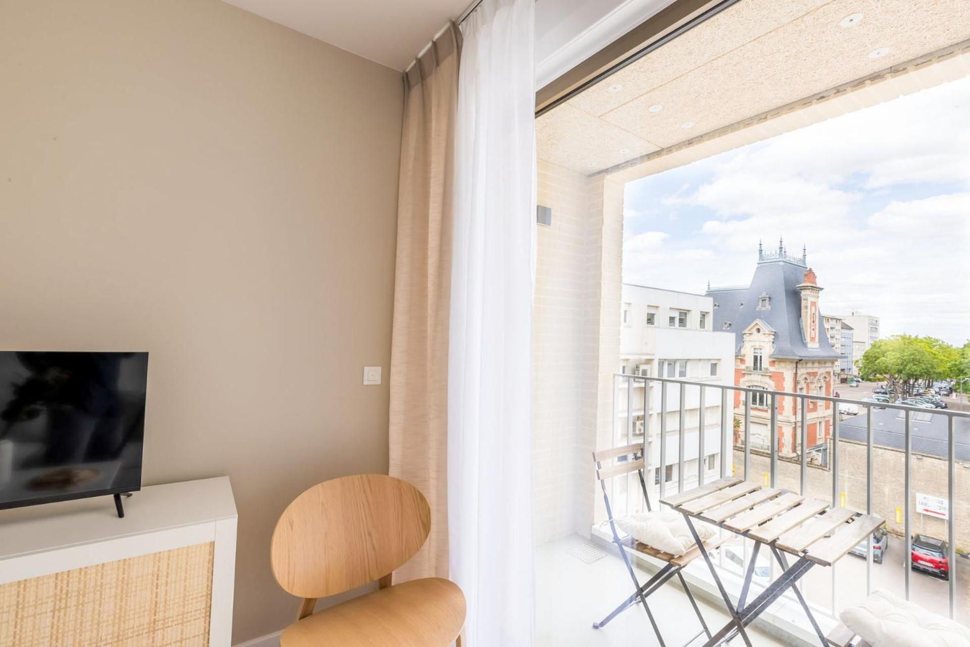 Ovelia Troyes - Le Carre Madeleine Apartment Ngoại thất bức ảnh